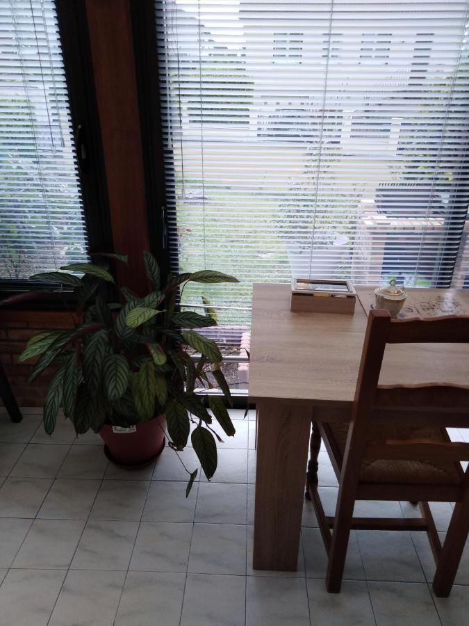 Chez Myla Chambre Avec Tv Ecran Plat Et Salle De Bain Privative Бурж Экстерьер фото